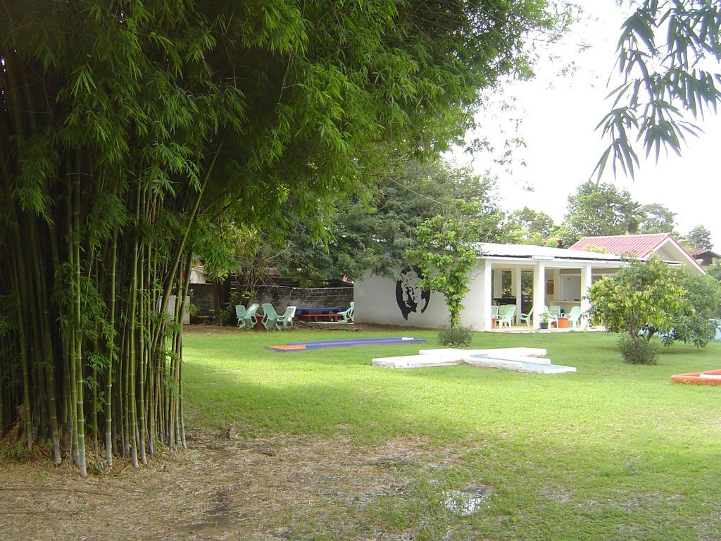 Mini-Golf **** & Resort Ubon Ratchathani Dış mekan fotoğraf