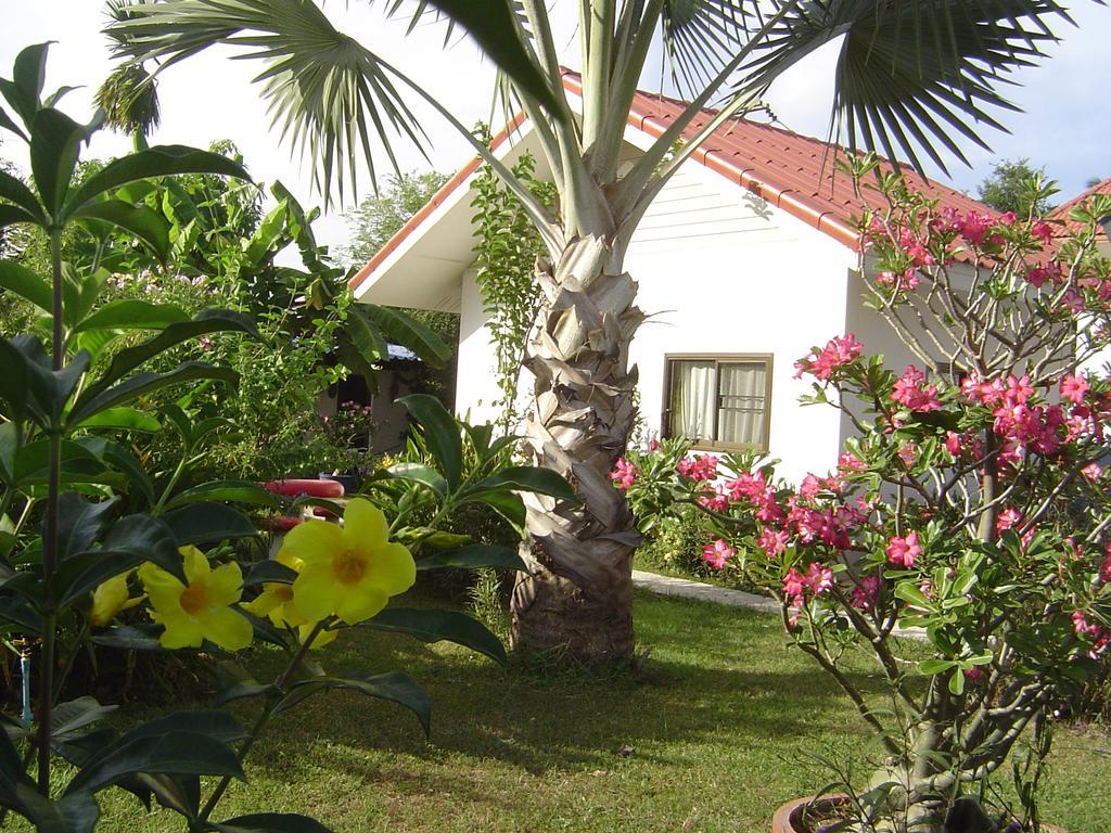 Mini-Golf **** & Resort Ubon Ratchathani Dış mekan fotoğraf
